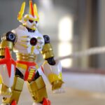 Cavalieri dello Zodiaco vintage degli anni '80, collezione di action figure in esposizione.